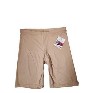 Sexy Basics 24/7 Anywhere Activewear Stretch Shorts Women's Medium